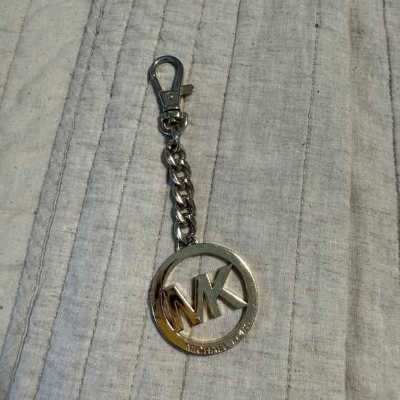 Michael Kors Gold Key Chain Purse bag Charm Emblem Authentic MK logo chain - Picture 7 of 7